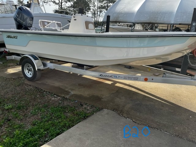 New 2023 B20 Sundance Boat
Price includes Sundance Boat, Yamaha F115XB Motor and Magic Tilt Trailer
LED Illuminated Rocker Switches
Insulated Front Seat Storage Well
6 Rod Holders
LED Navigation Lights
Flip Flop Pilot Cooler Seat
Rear insulated live well
Automated Bilge 
Aerated Console Well